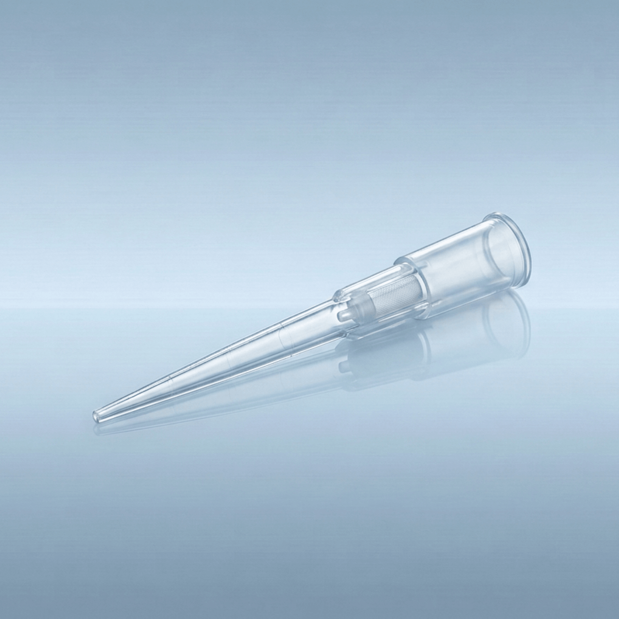Universal Filter Pipette Tips - 300µL Single Tip Closeup